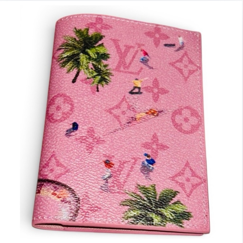 PASSPORT: Pink w/Green Palm Trees & Monogram, NIB - Picture 6 of 11